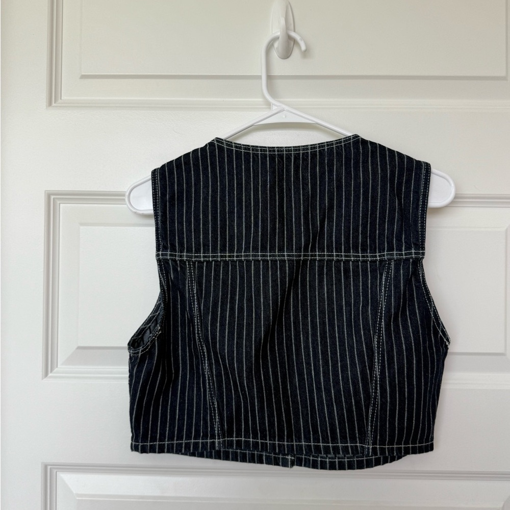 Zara Black Striped Women's Vest Top - Picture 4 of 4